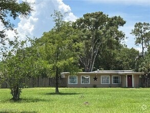 Building Photo - 6770 Marna Ln