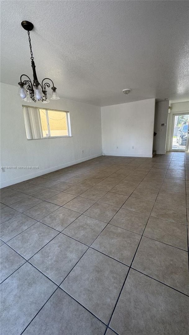 Foto del edificio - 915 SE 13th Rd