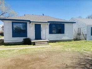 Building Photo - 2706 Ridgemere Blvd