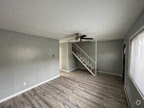 Building Photo - 7408 Hazelcrest Dr