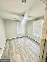 Building Photo - 4220 Marne Pl NE