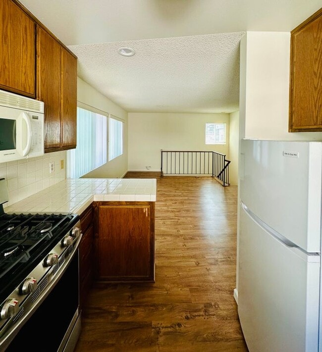 Foto del edificio - 28 20th Ct