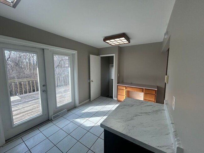 Foto del edificio - 2801 Royal Glen Dr