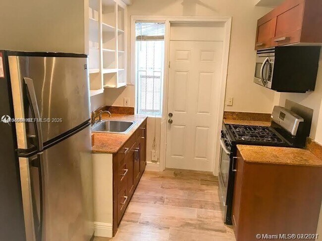 Foto del edificio - 1020 Euclid Ave