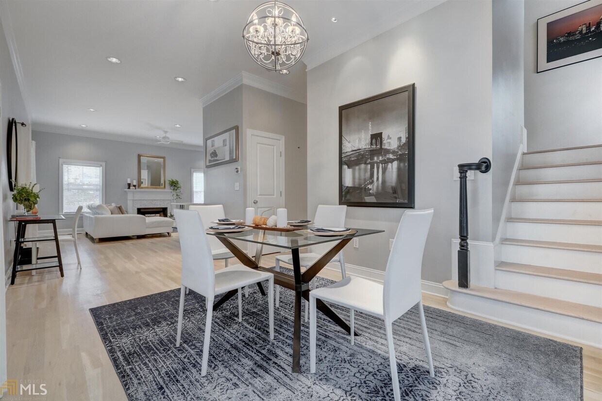 Foto principal - 283 Carlyle Park Dr
