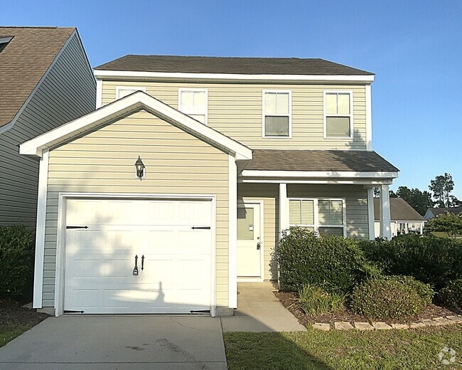 Building Photo - 10 Thornbury Dr