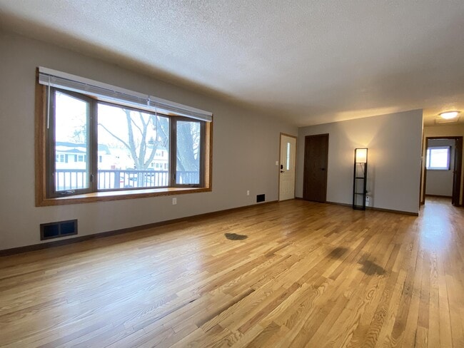 Foto del edificio - 4004 5th Pl NW