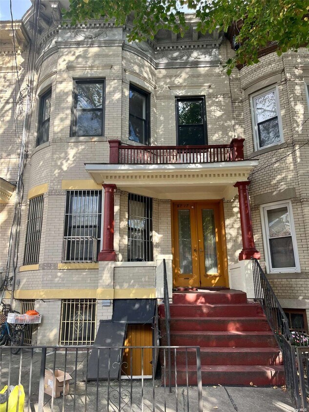8717 86th St, Queens, NY 11421 Townhome Rentals in Queens NY