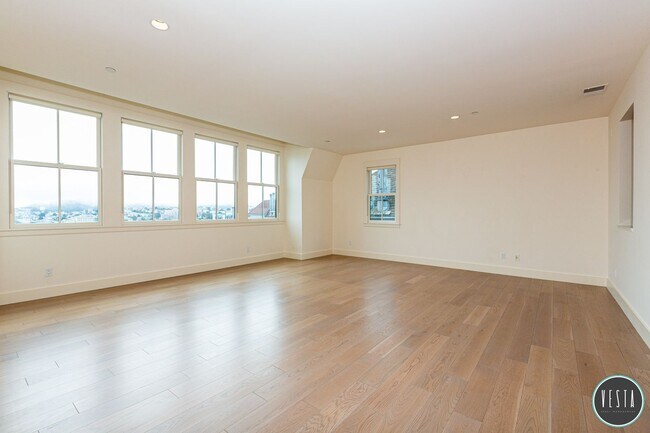 Foto del edificio - 2812 Washington St