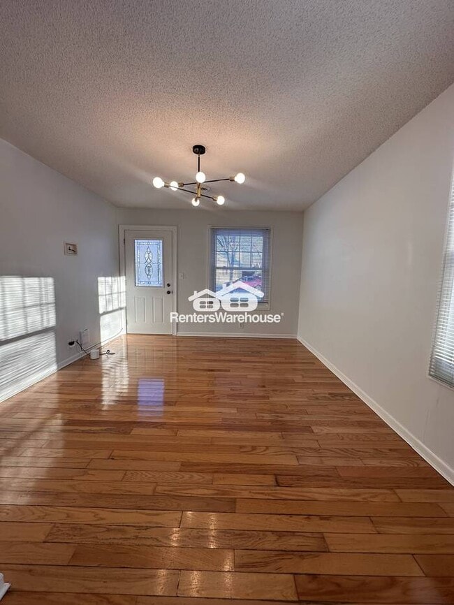 Building Photo - Your St. Louis Park Dream Starts Here