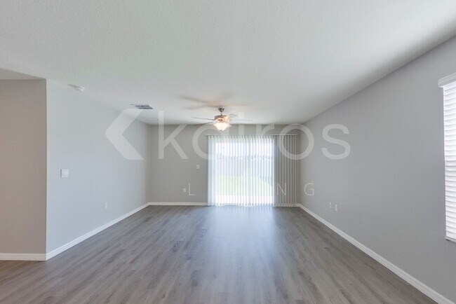 Foto del edificio - 8577 SW 43rd Ter