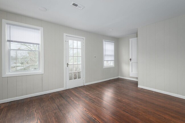 Foto del edificio - 3220 Bayonne Ave