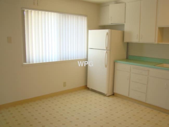 Building Photo - 926 Desert Isle Dr