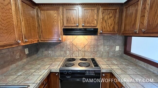 Building Photo - 941 Glastonbury Cir