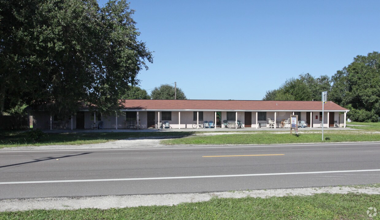 Building Photo - 2559 SW Us-17