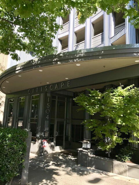 Foto principal - Furnished Condo with beautiful Lake Union ...