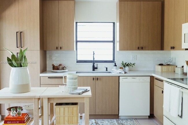 Foto del edificio - 9400 SW 103rd Ave