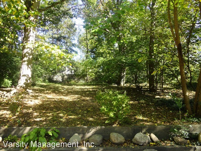 Foto del edificio - 2 br, 1 bath Apartment - 1039 Baldwin 1039...