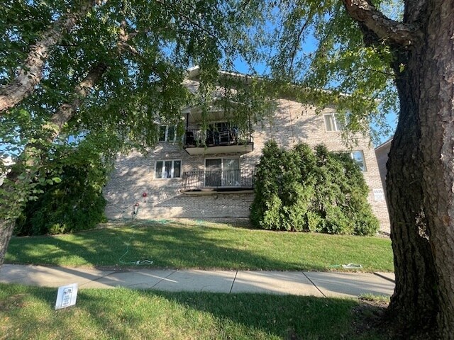 Foto principal - 4535 Rumsey Ave