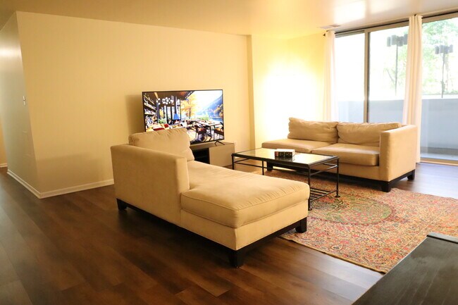 Foto del edificio - 4601 N Park Ave