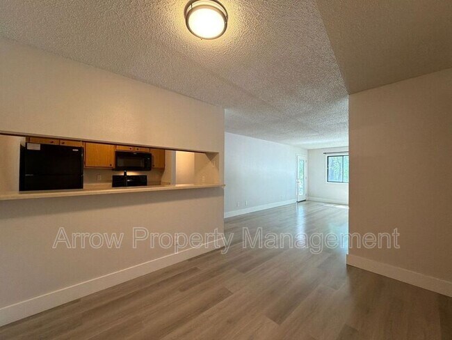 Foto del edificio - 2344 N 44th St