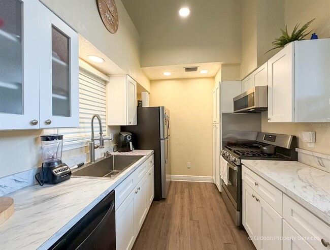 Foto del edificio - 2929 NW 43rd Ave