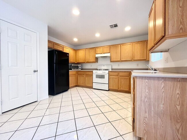 Foto del edificio - 1019 Monte De Oro Ave