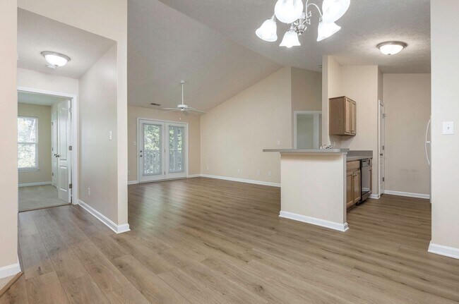 Foto del edificio - 9415 Magnolia Ridge Dr