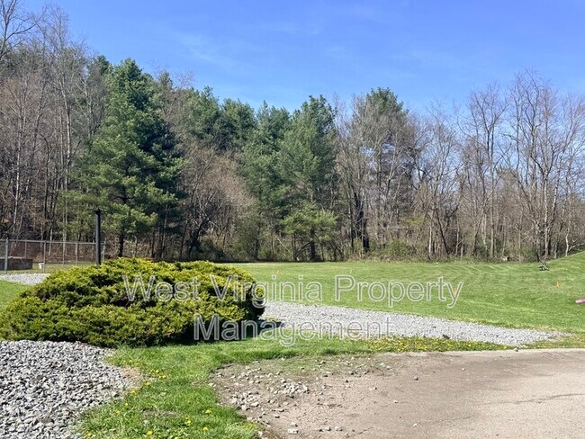 Foto del edificio - 82 Beagle Club Rd