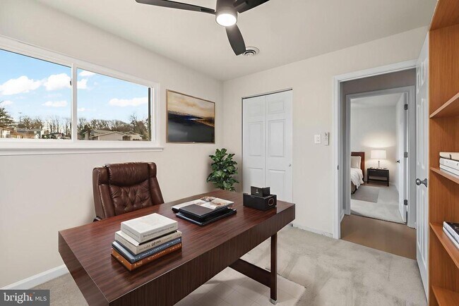 Foto del edificio - 15256 Waterwheel Terrace