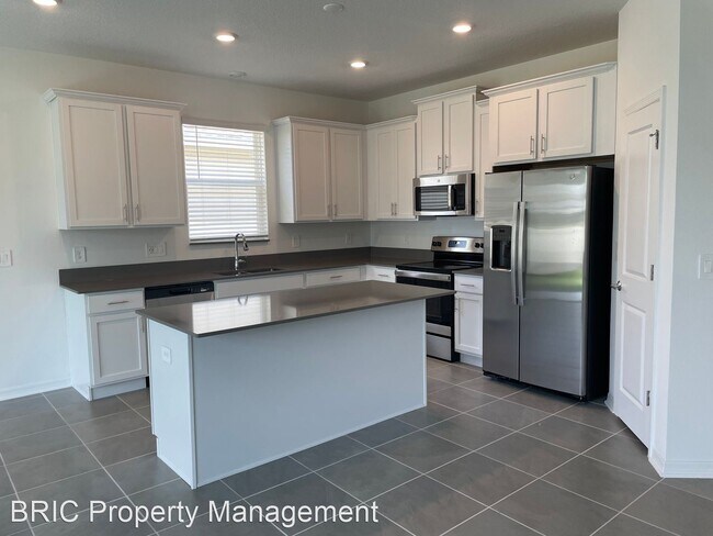 Foto del edificio - 4 br, 2 bath House - 4141 BABBLING BROOK WAY