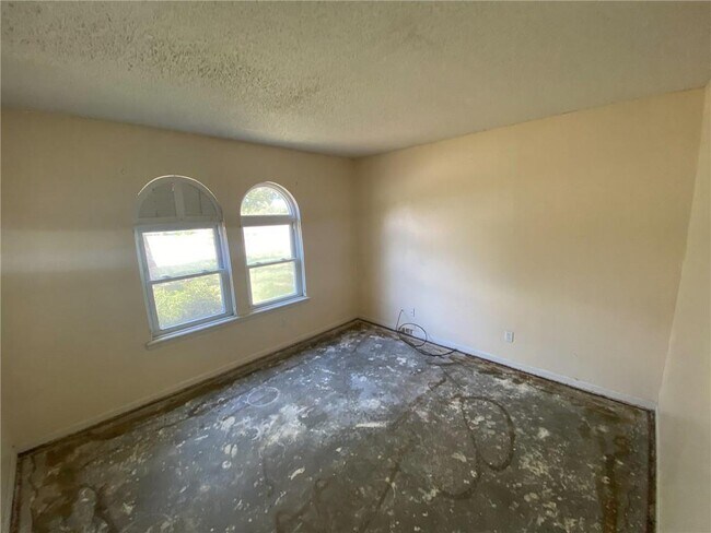 Building Photo - 5506 Dominica Dr