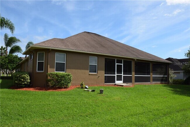 Foto del edificio - 1400 Osprey Landing Dr