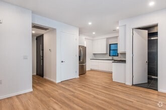 Building Photo - 206 Harrison Ave