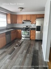 Building Photo - 10544 Paley St