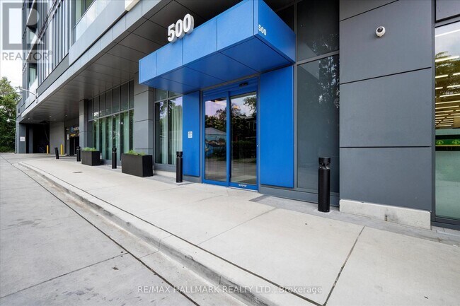 Photo du bâtiment - 500-500 Dupont St