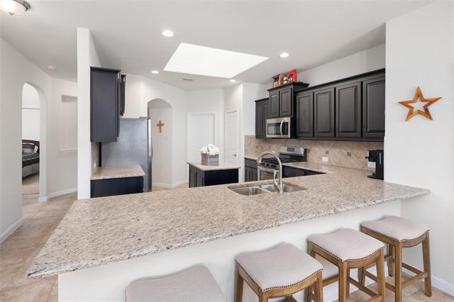 Building Photo - 1309 Canary Ln