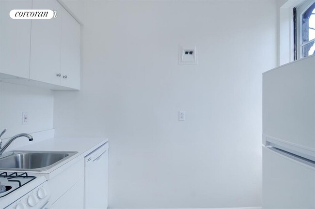 Foto del edificio - 259 W 12th St