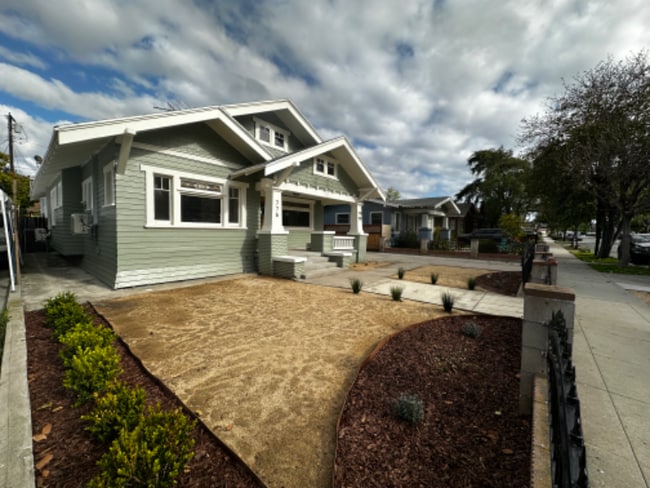 Building Photo - 776 Junipero Ave