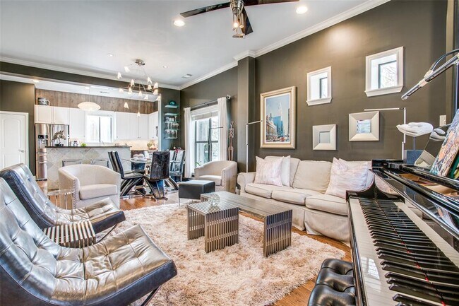 Foto del edificio - 3802 Travis St
