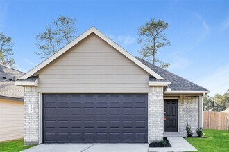 Building Photo - 2704 Atlas Dr