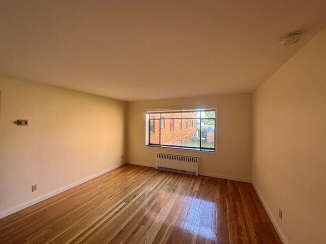 Foto del edificio - 279 Massachusetts Ave