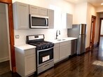 Foto principal - 2165 N Milwaukee Ave
