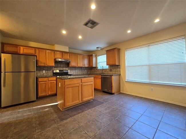 Foto del edificio - 8336 Alvin High Ln