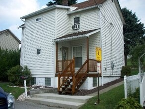 Building Photo - 2202 Church St