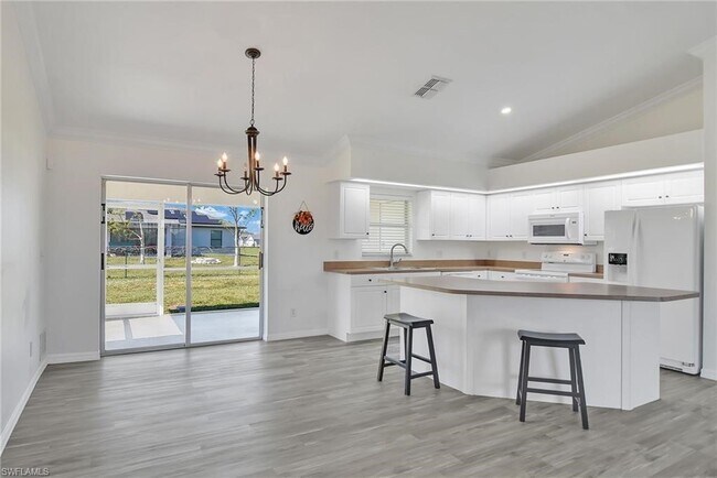 Foto del edificio - 924 NW 12th Pl