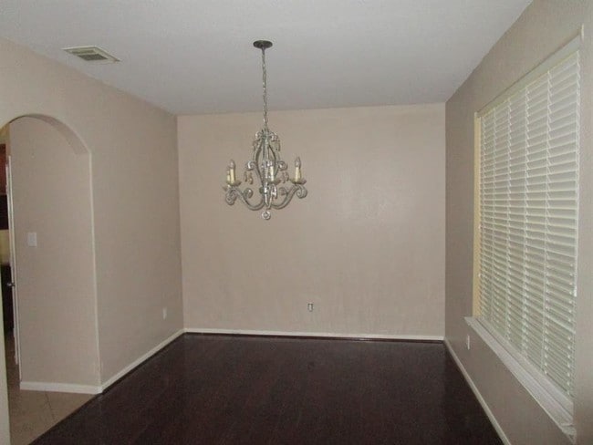 Building Photo - 2414 Appian Way