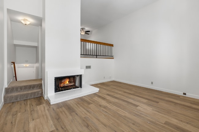 Building Photo - 7962 Mission Vista Dr