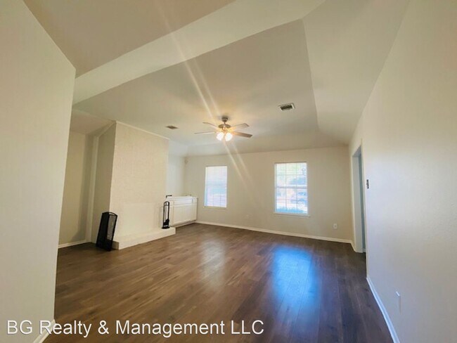 Building Photo - 3 br, 2 bath House - 118 Briar Green Drive