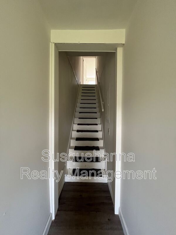 Foto del edificio - 171 E. Derry Road